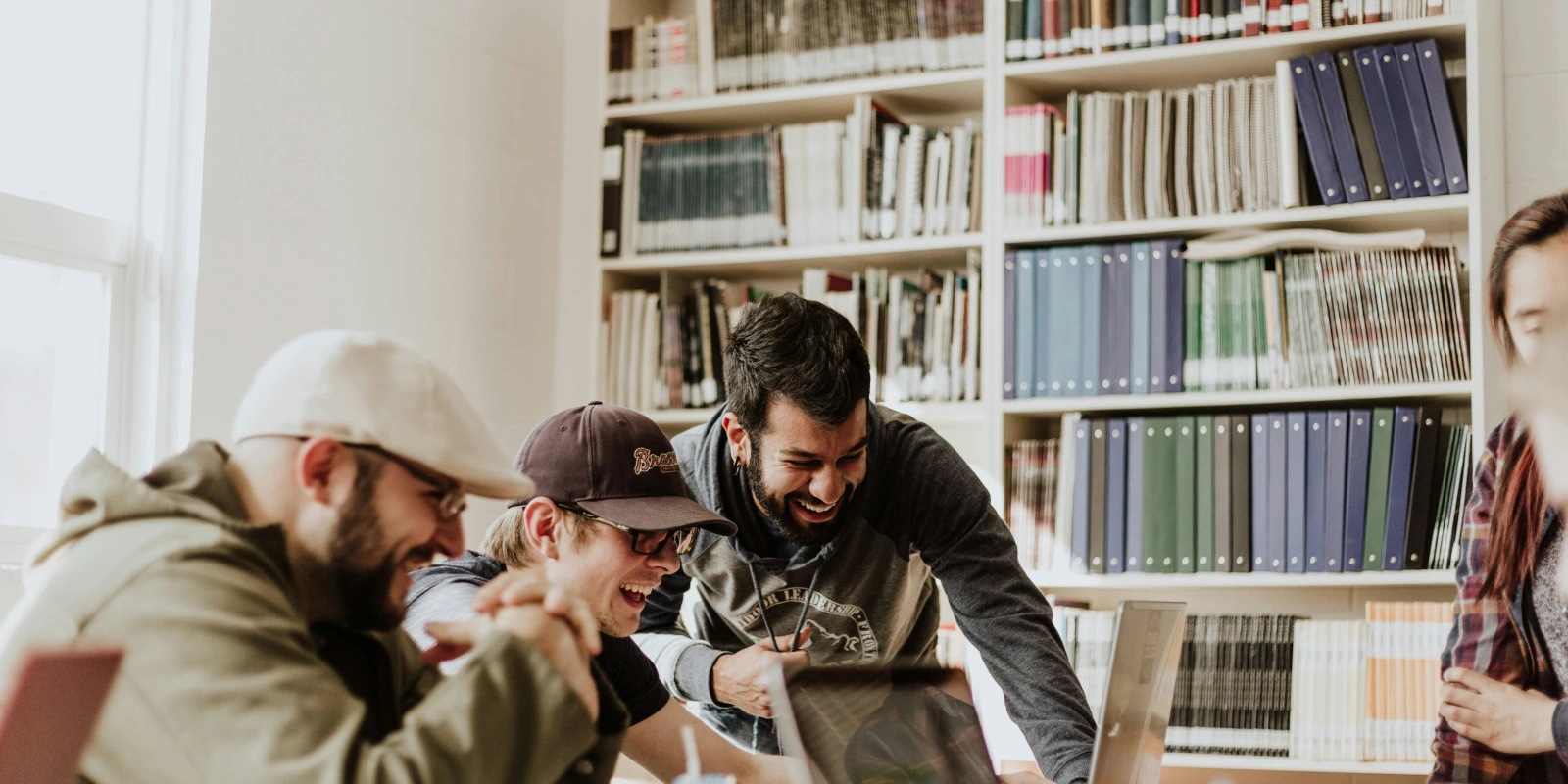 Avantages et Inconvénients du DUT Mesures Physiques